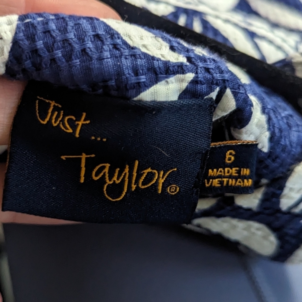 Just Taylor Blue Floral Fit & Flare Tea Dress - Picture 5 of 10